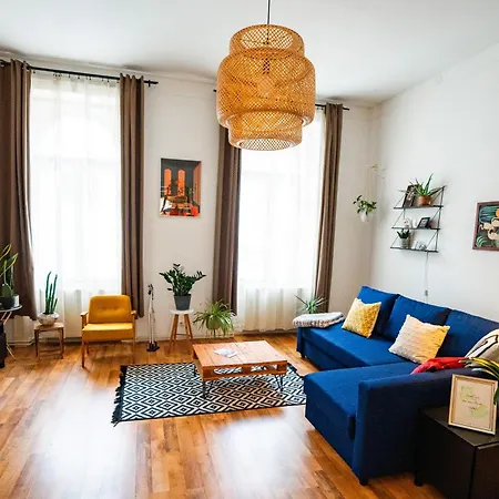 Appartamento Unique With Workstation And Ac- Historical Area *