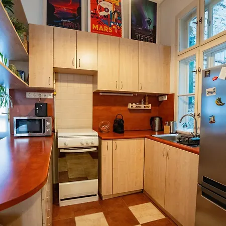 Appartamento Unique With Workstation And Ac- Historical Area Budapest